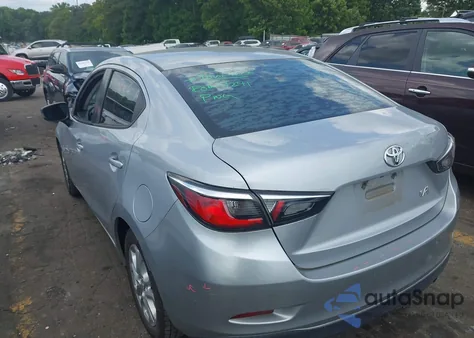 2017 Toyota Yaris Ia из США, поврежденный, VIN 3MYDLBYV0HY162153